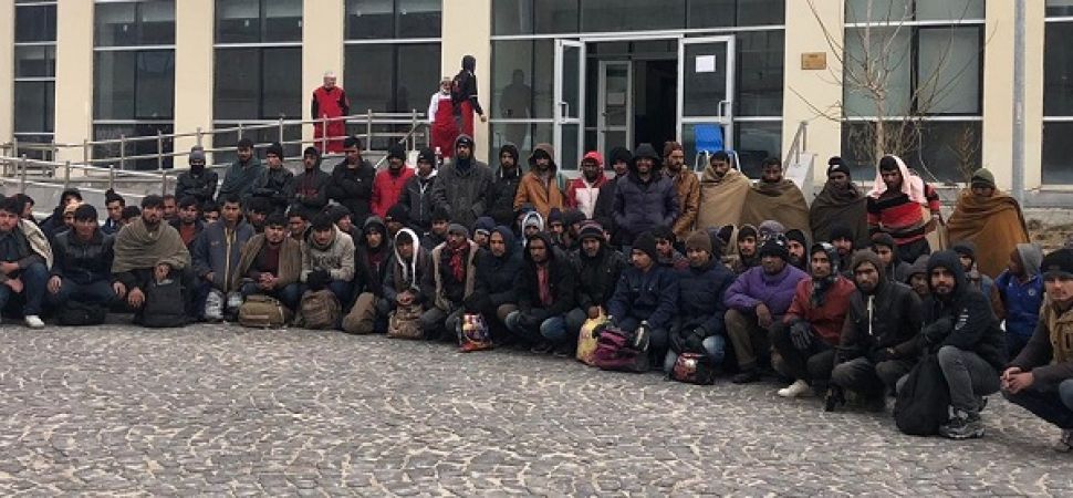 Başkale \'de 130 Kaçak Göçmen Yakalandı.