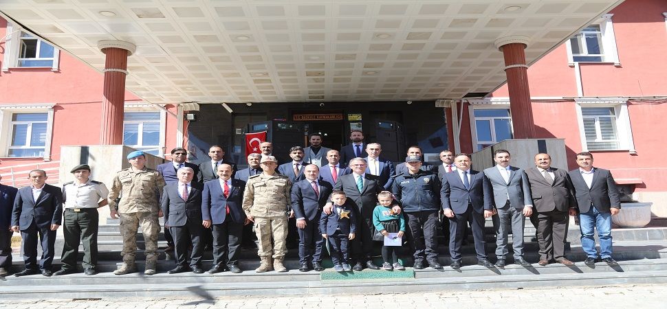Vali Ozan Balcı Başkale ilçesini Ziyaret Etti