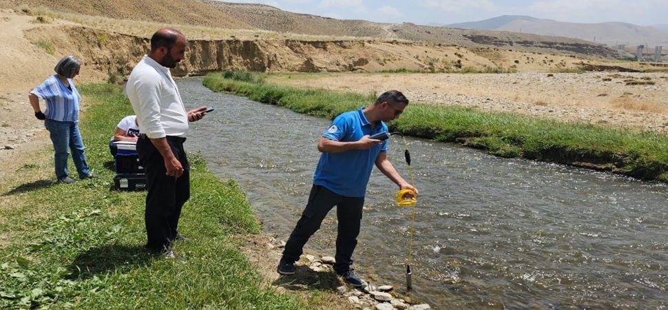 Başkale İlçesinde Balıklandırma Çalışmaları Başladı