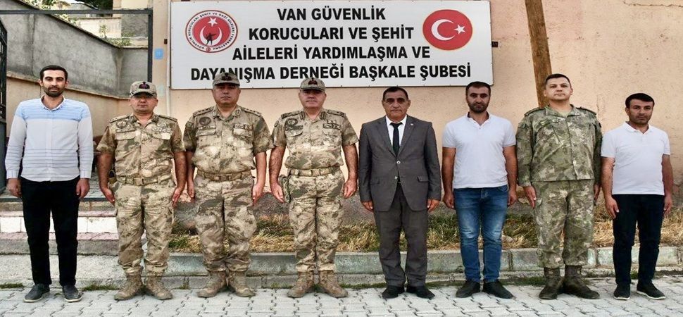 Jandarma Komutanı Avkıran\'dan Şehit Aileleri Derneği\'ne ziyaret