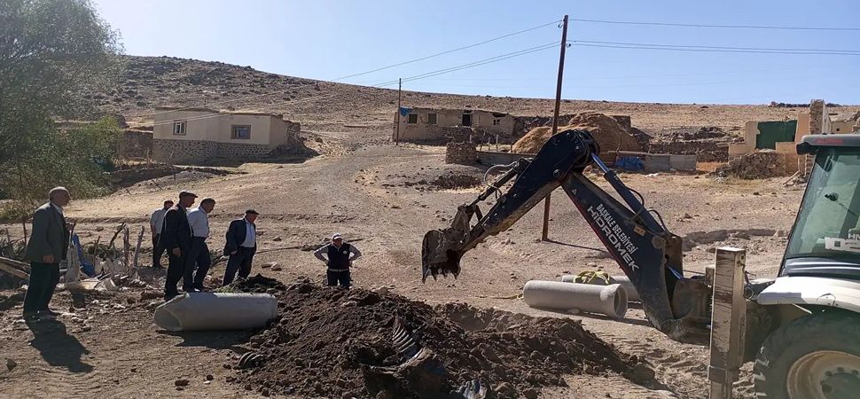 Başkale\'de altyapı çalışmaları devam ediyor