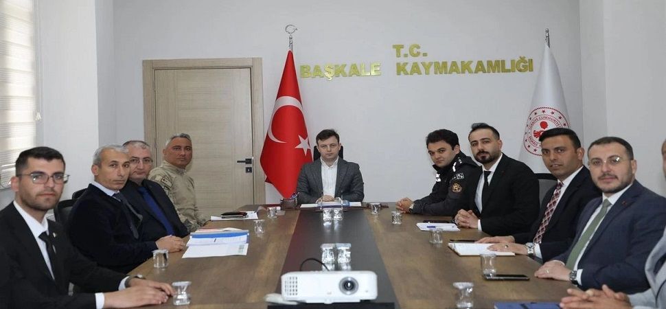 Başkale’de haftalık okul güvenliği toplantısı yapıldı