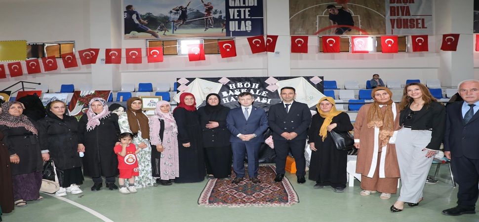 Başkale\'de Hayat Boyu Öğrenme Haftası Yıl Sonu Sergisi