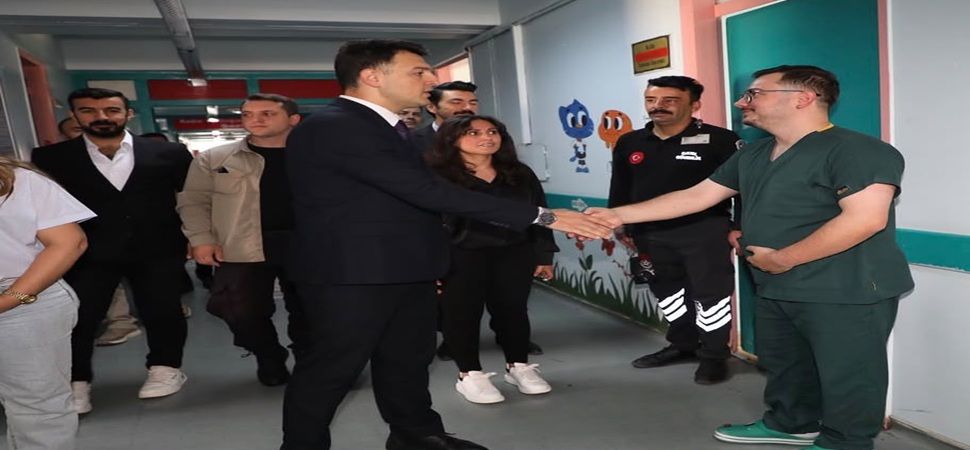 Kaymakam\'dan Başkale Devlet Hastanesine ziyaret