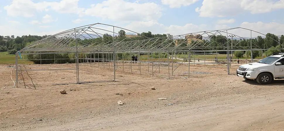 Başkale’de üreticilere sera desteği