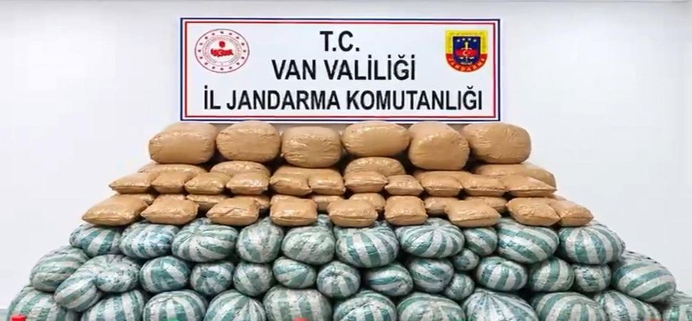 Başkale \'de 517 kilogram uyuşturucu ele geçirildi
