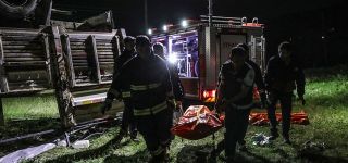 Van da göçmenleri taşıyan kamyon devrildi: 5 ölü, 37 yaralı
