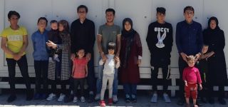 Başkale 'de 14 kaçak göçmen yakalandı.