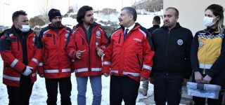 Sağlık Bakanı Fahrettin Koca deprem bölgesini ziyaret etti