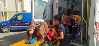 Başkale’de yaylacıları taşıyan araç kaza yaptı: 10 yaralı