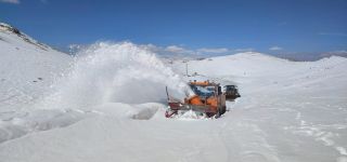 Başkale'de Sınırın sıfır noktasında karla mücadele çalışması
