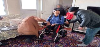 Başkaleli Vatandaşa Akülü Tekerlekli Sandalye Yardımı