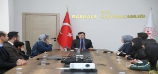 Başkale'de Kitap Van öğrencileri ödüllendirildi