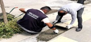 Başkale'de görme engelliler için hissedilebilir yüzeyler yenileniyor