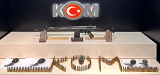 Başkale’de Silah ve mühimmat ele geçirildi