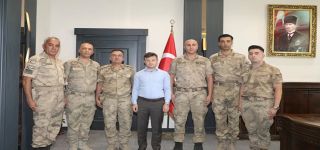 Kaymakam Erdoğan, Jandarma personeline rütbe takdim etti
