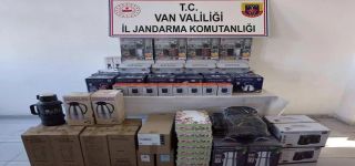 Başkale 'de gümrük kaçağı malzeme ele geçirildi