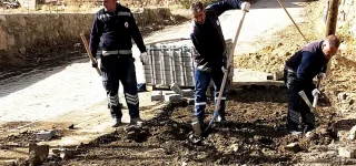 Başkale Belediyesinde yol bakım ve onarımı