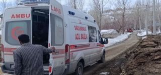 Başkale'de çıkan yangında, 3 çocuk rahatsızlandı