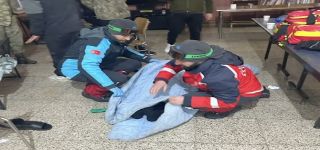 Başkale 'de hipotermi şüphesi olan 2 düzensiz göçmen kurtarıldı