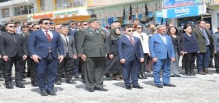 Başkale'nin kurtuluşu ve 23 Nisan Çocuk Bayramı kutlandı. 