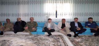 Başkale´de Şehit Ailesine Bayram Ziyareti 